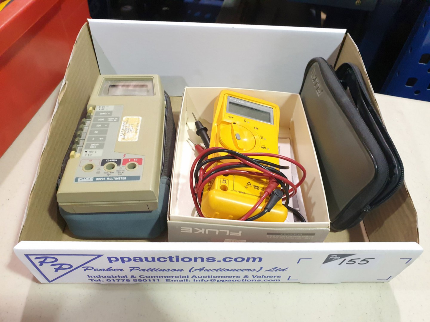 Fluke 29 Series II multimeter, Fluke 8022A multime...