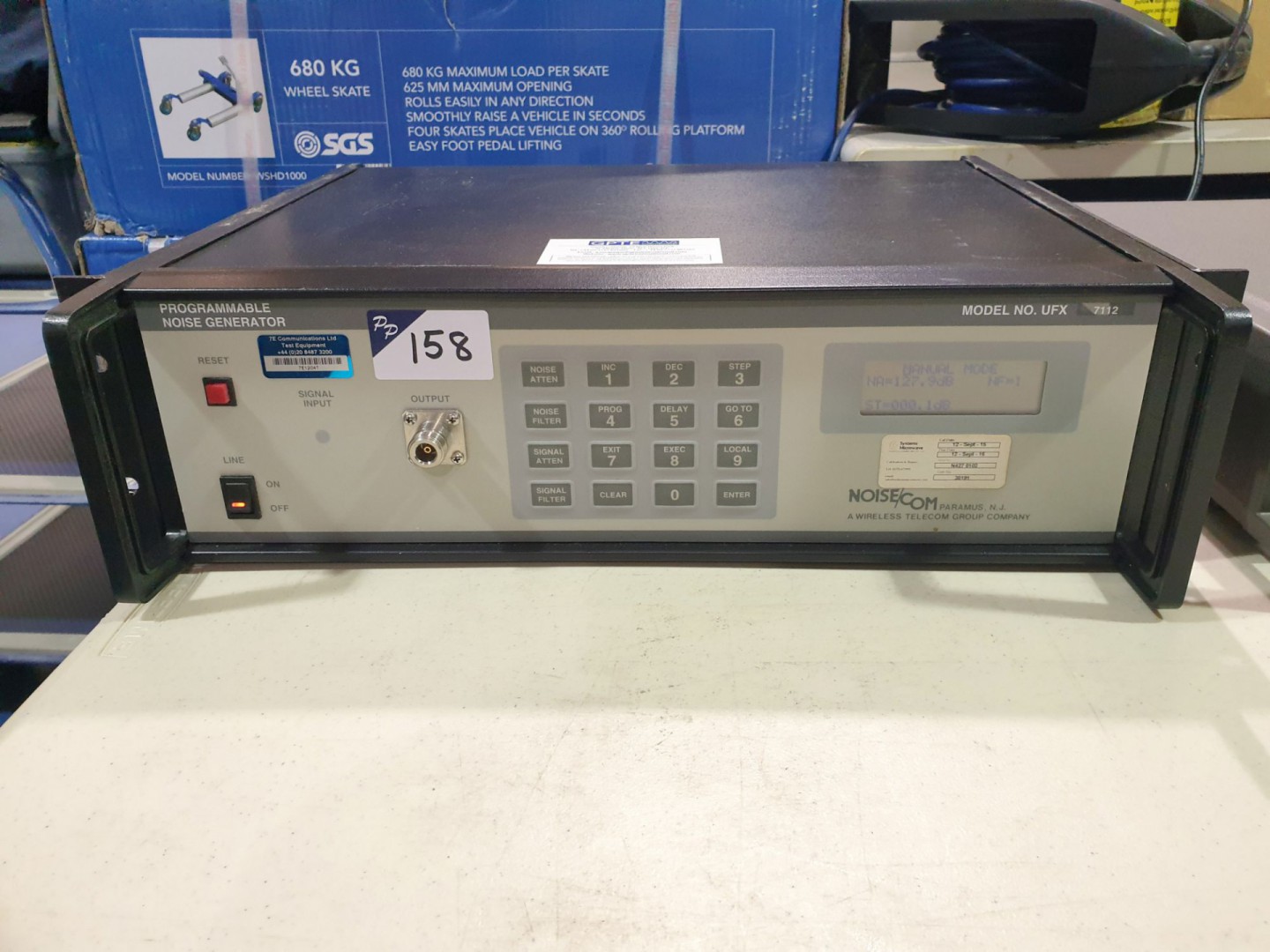 Noise Com UFX7112 programmable noise generator
