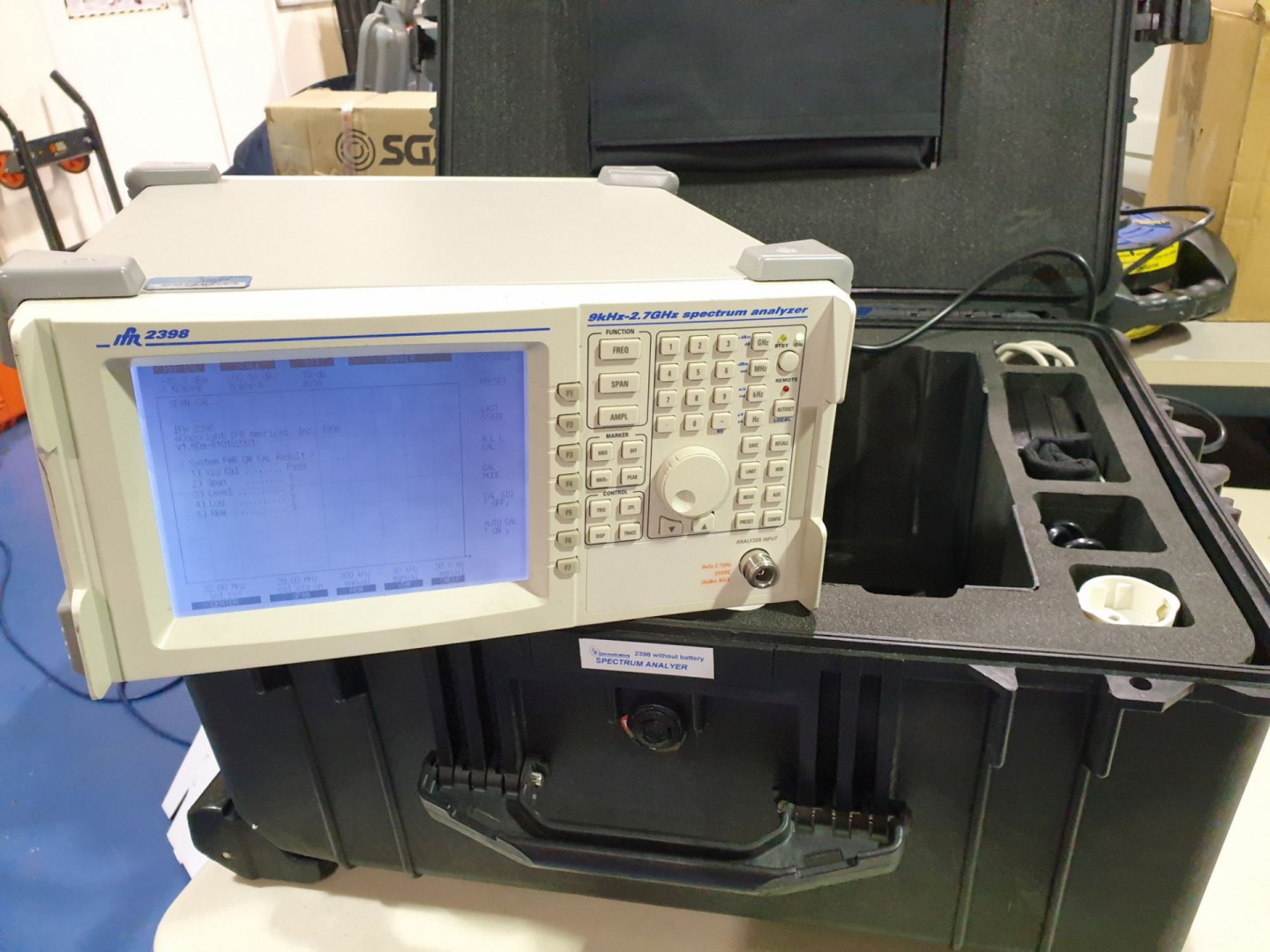 IFR 2398 spectrum analyser, 9kHz - 2.7GHz, with ac...