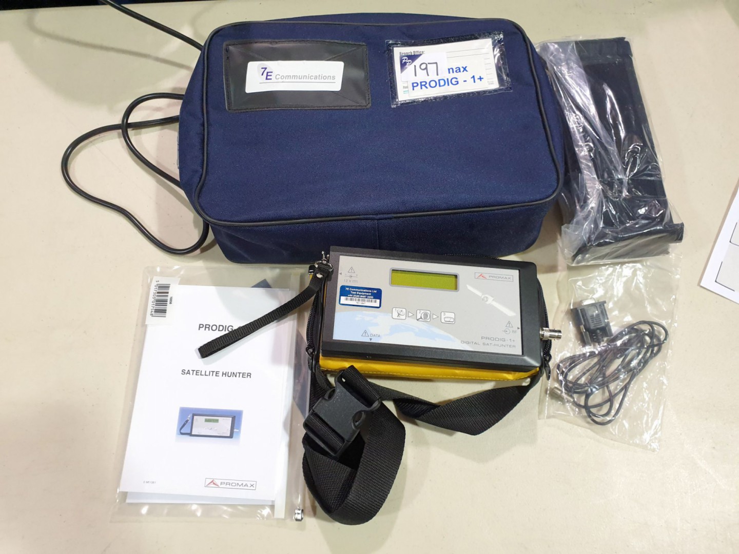 Promax Pro Dig -1+ digital sat-hunter in carry cas...