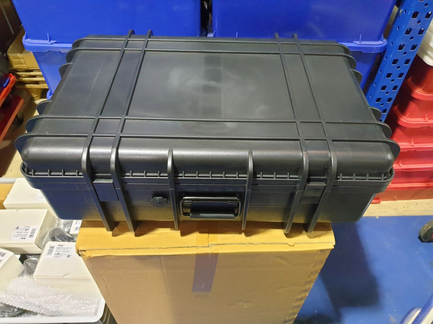Black plastic protector case, 750x500x250mm (boxed...