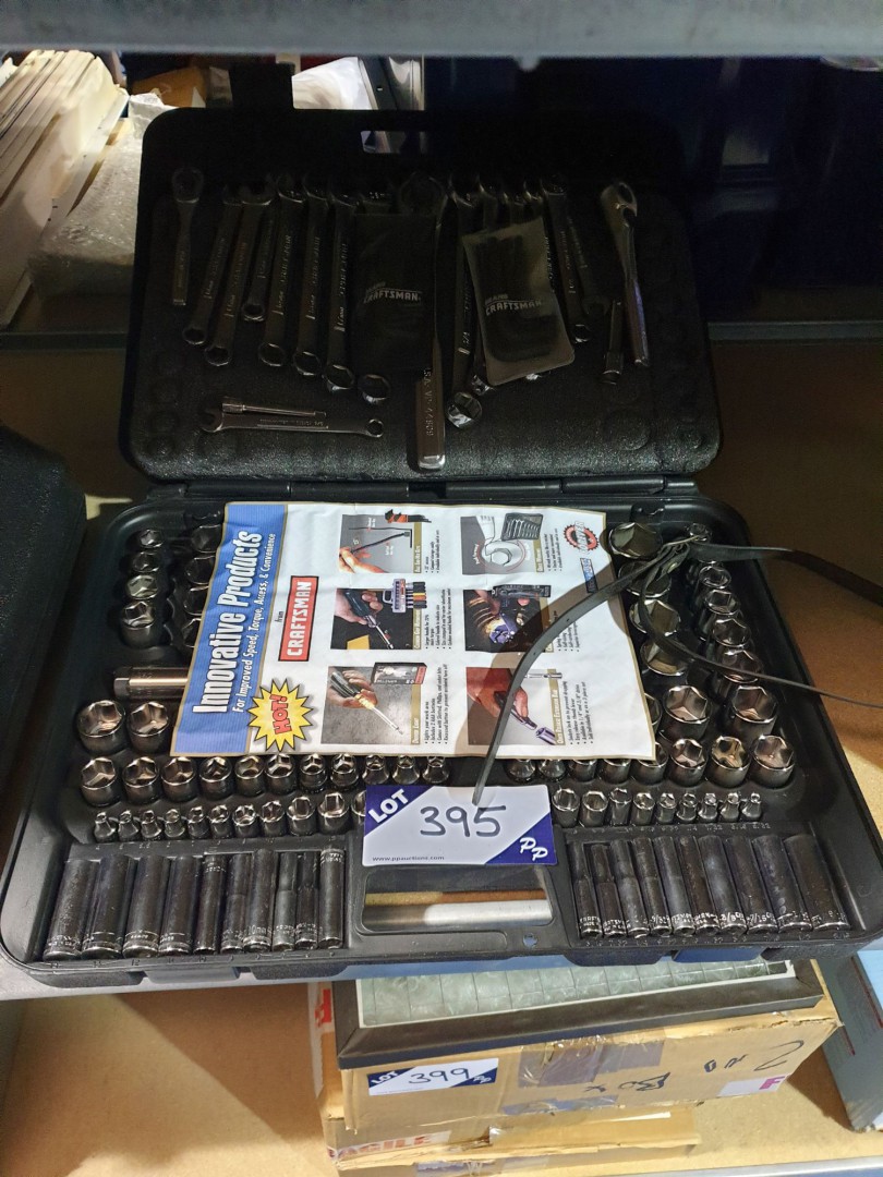 Craftsman socket set in carry case