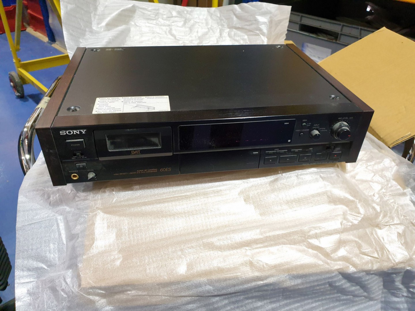 Sony DTC-60ES digital audio tape deck (boxed & unu...