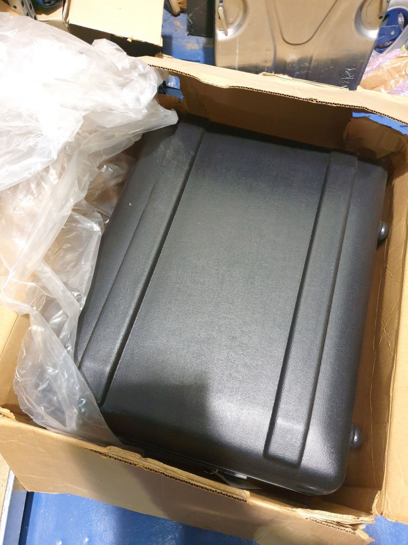 Black plastic transit case (boxed & unused)