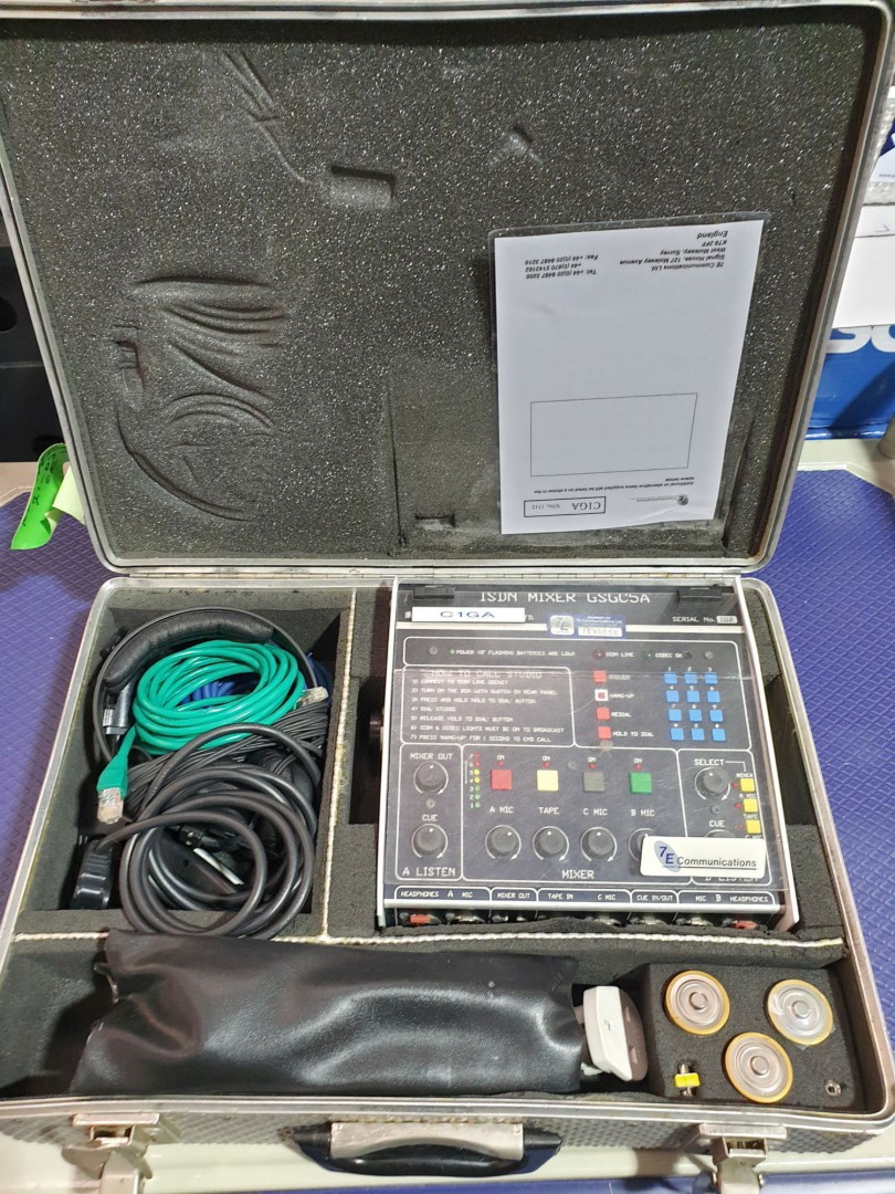 Glensound GSGC5A ISDN mixer, Sennheiser HD-25-13 h...