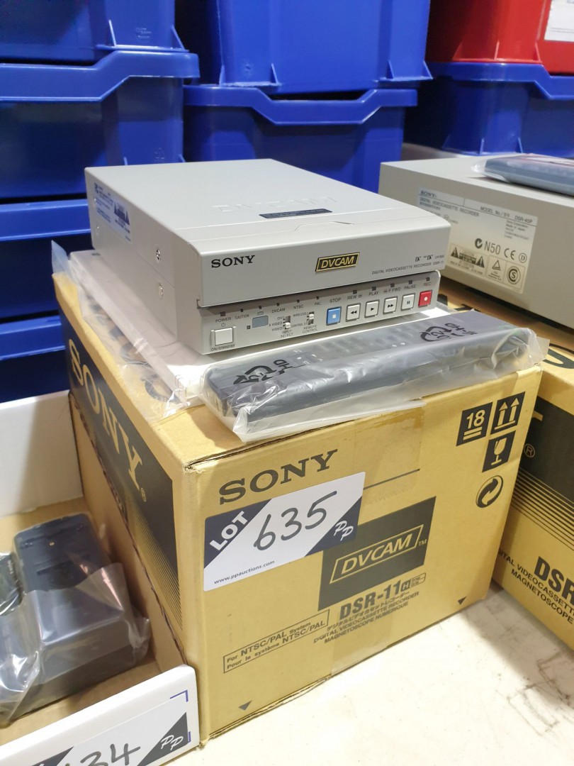 Sony DSR-11 digital video cassette recorder with e...