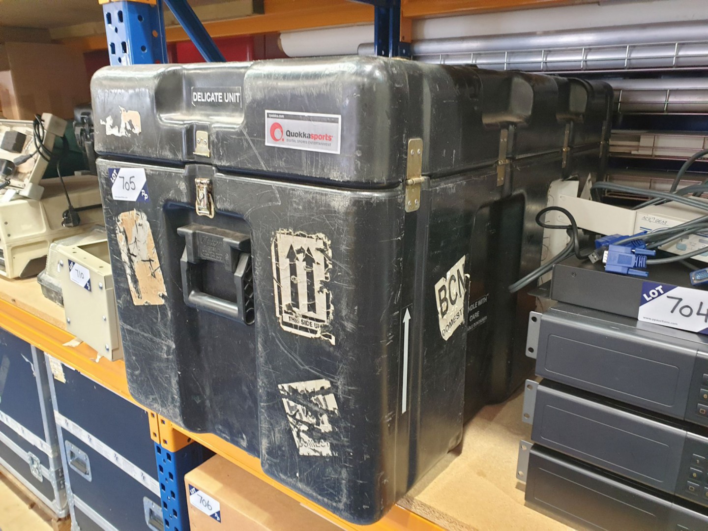 Hardigg black plastic transit case, 1000x600x600mm