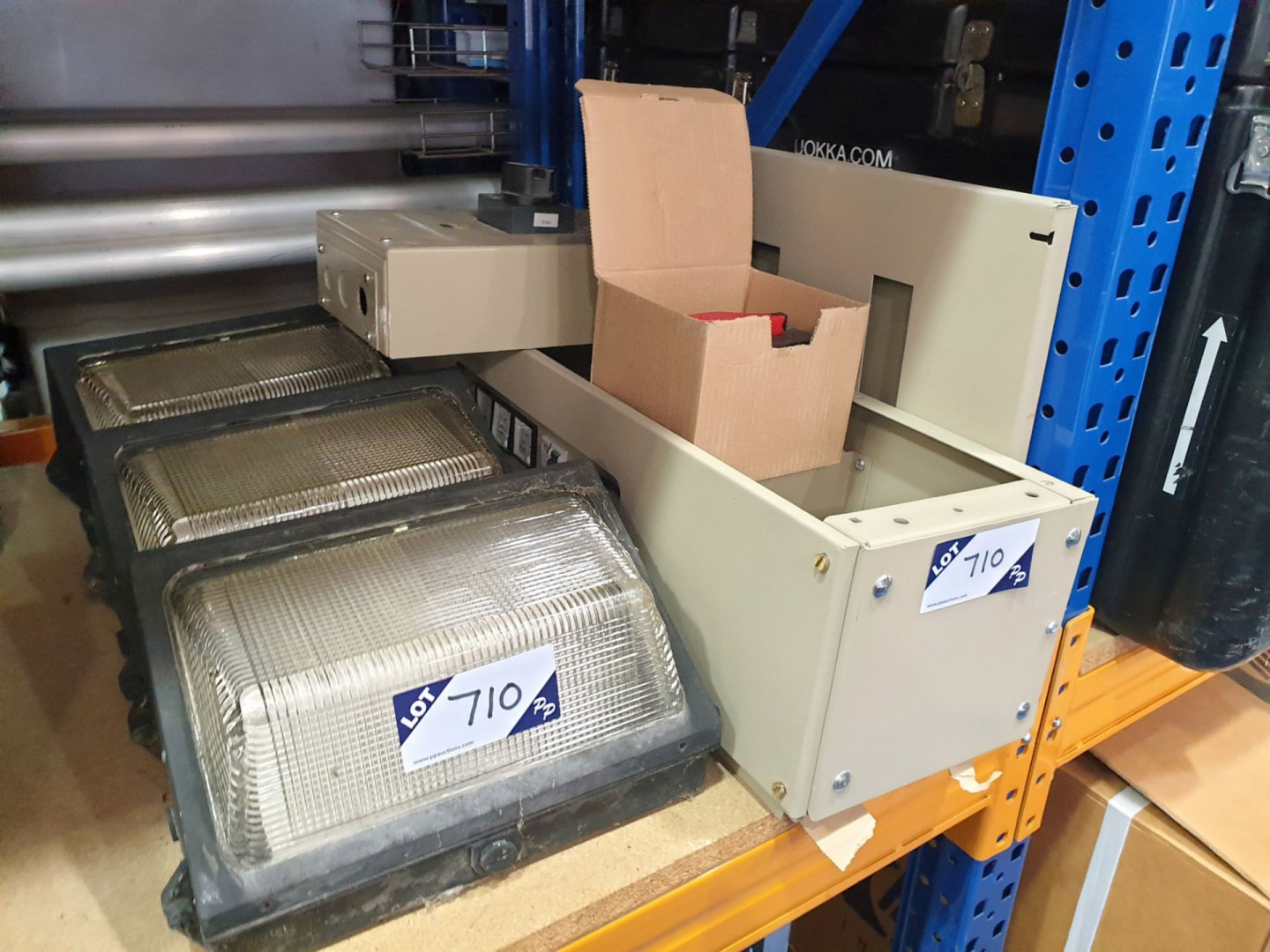 Merlin Gerin electrical panel, 4x floodlights etc