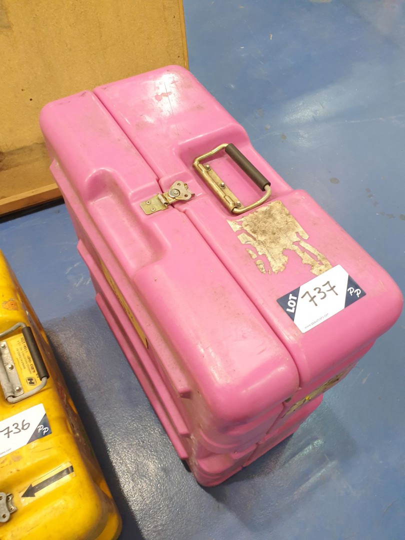 Hardigg pink plastic transit case, 650x600x300mm