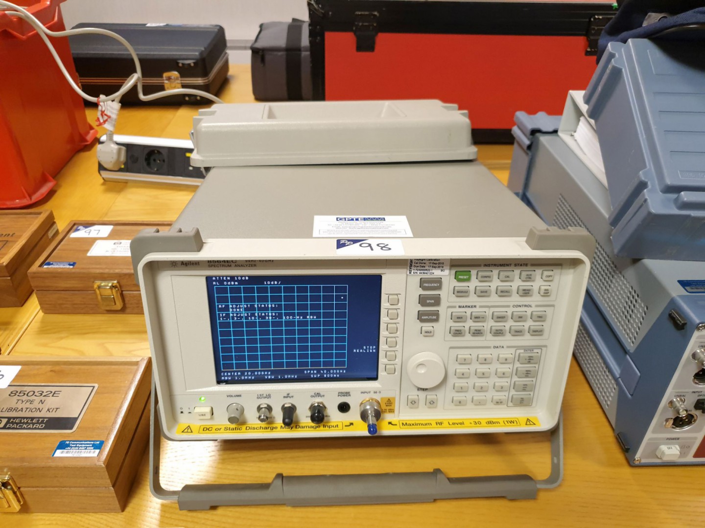 Agilent 8564EC spectrum analyser, 9kHz - 40GHz wit...