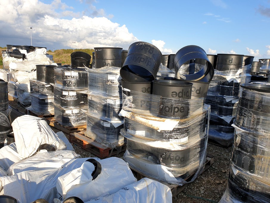 Qty Polypipe 150x150mm 45 deg junctions