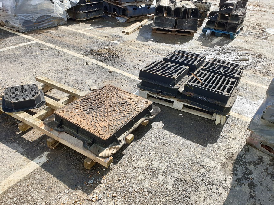 Pam inter AX 600x750mm approx. inspection cover, P...
