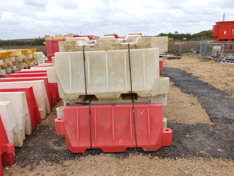 47x Evo red & white safety barriers, 1450x650mm &...
