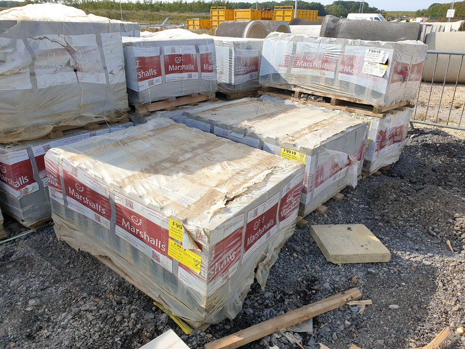 Qty Marshalls 45 deg splayed 502 kerb drains, 1000...
