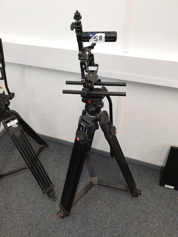 Jie Yang camera tripod