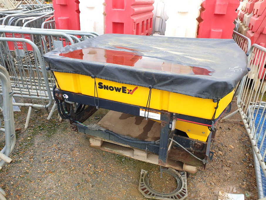 SnowEx VeePro 6000 salt spreader