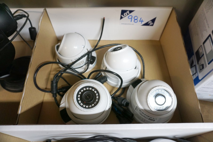 4x Reolink RLC-420 CCTV dome cameras
