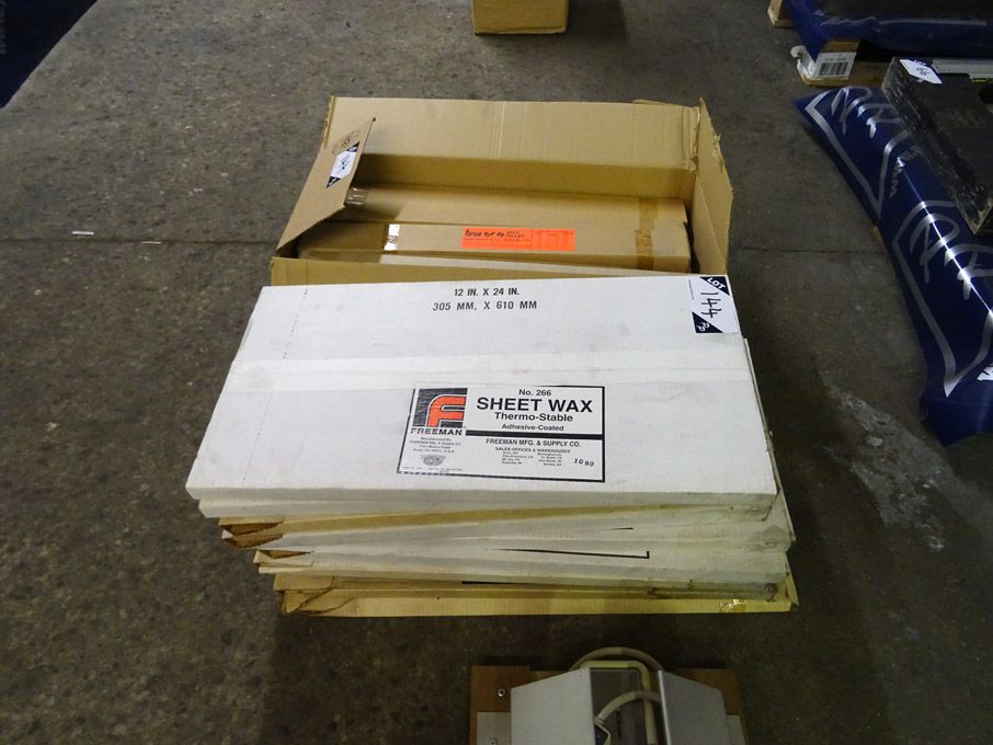 Qty various wax fillets for moulding, Freeman shee...