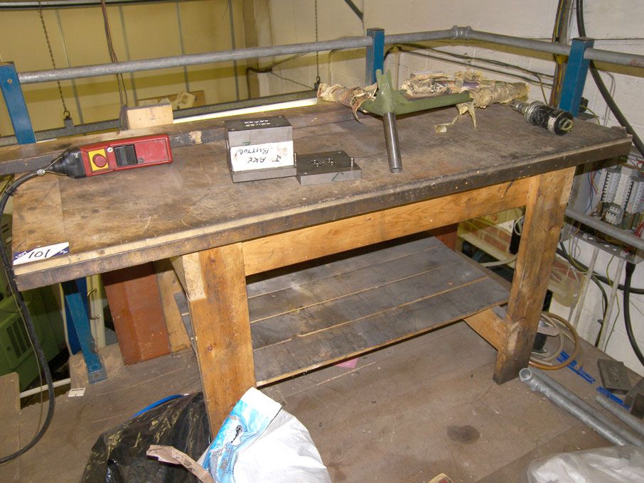 Tradesman wooden workbench, 1600x780mm approx