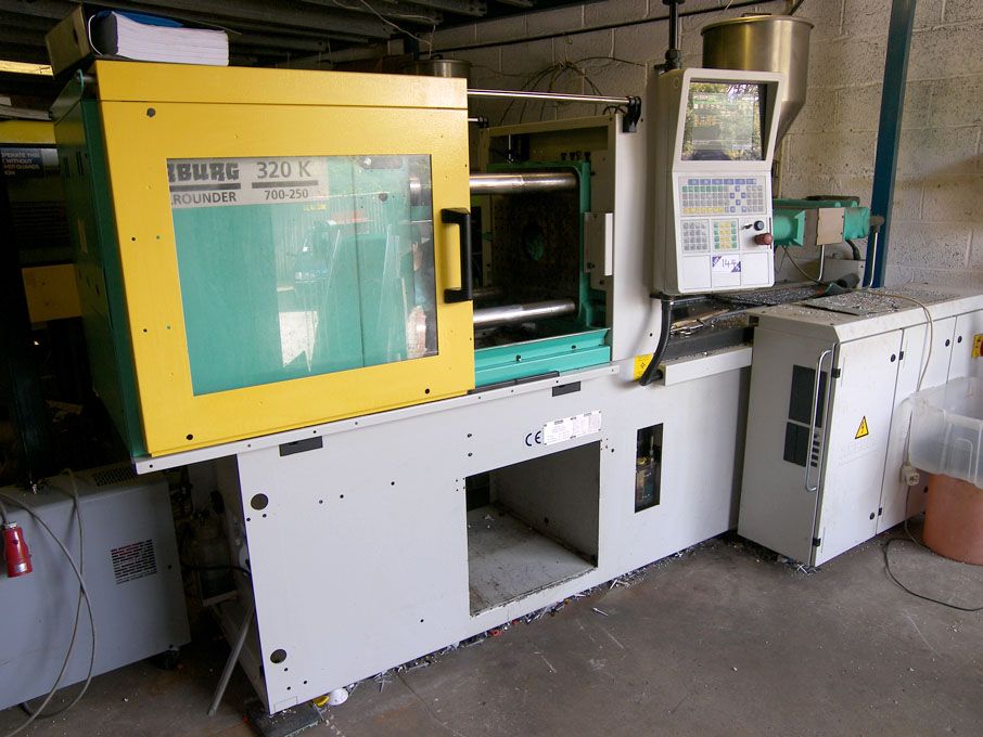 Arburg Allrounder 320K 700-250 plastic injection m...