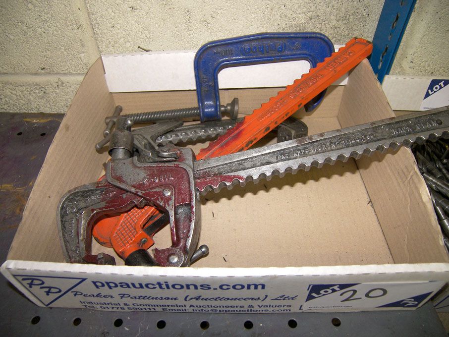 Qty various Carver G clamps to 300mm