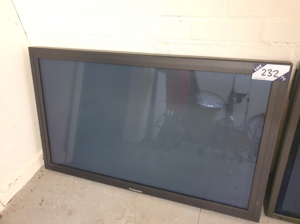 Panasonic TH-42PH10EK plasma monitor, 1024x768 res...