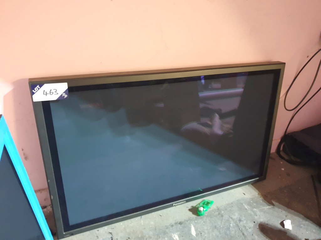 Panasonic TH-42PH10EK plasma monitor, 1024x768 res...