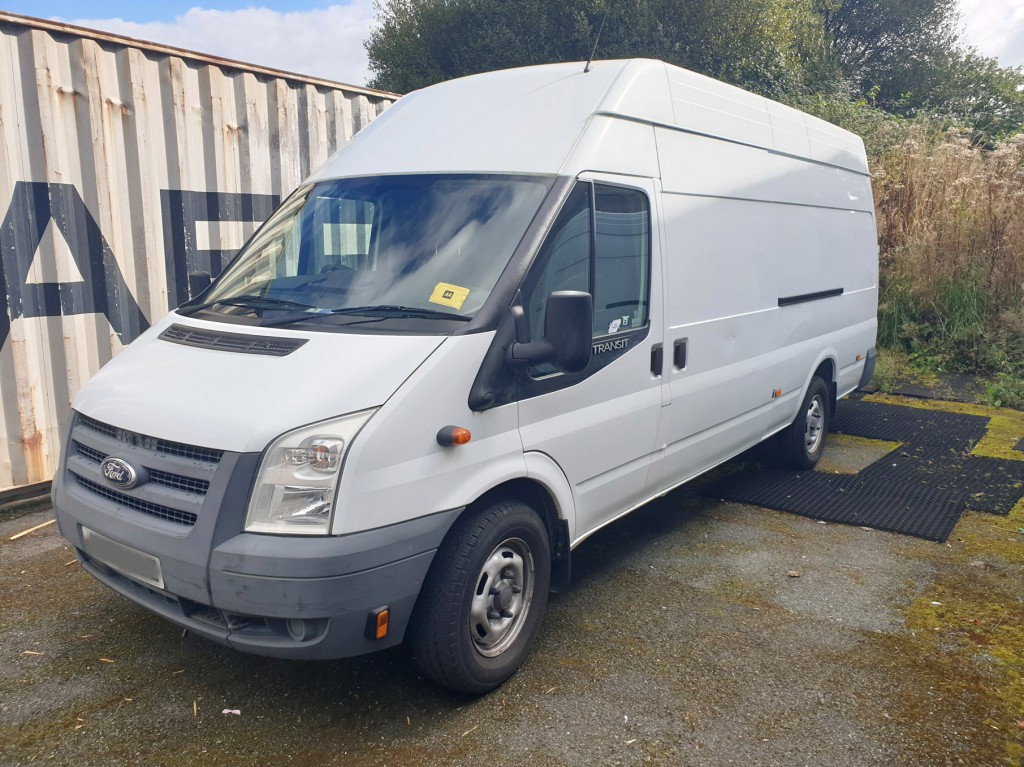Ford Transit 115 T350 diesel Hi-Top van, 6 speed m...
