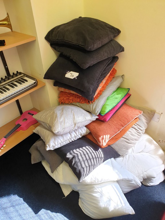Qty various coloured fabric cushions