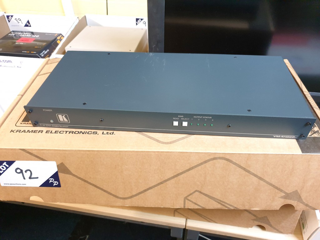 Kramer Electronics VM-4HDCPXL 1:4 DVI distribution...