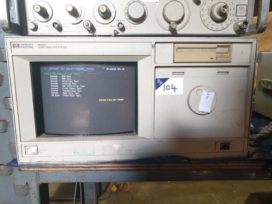 HP 16500A logic analysis system