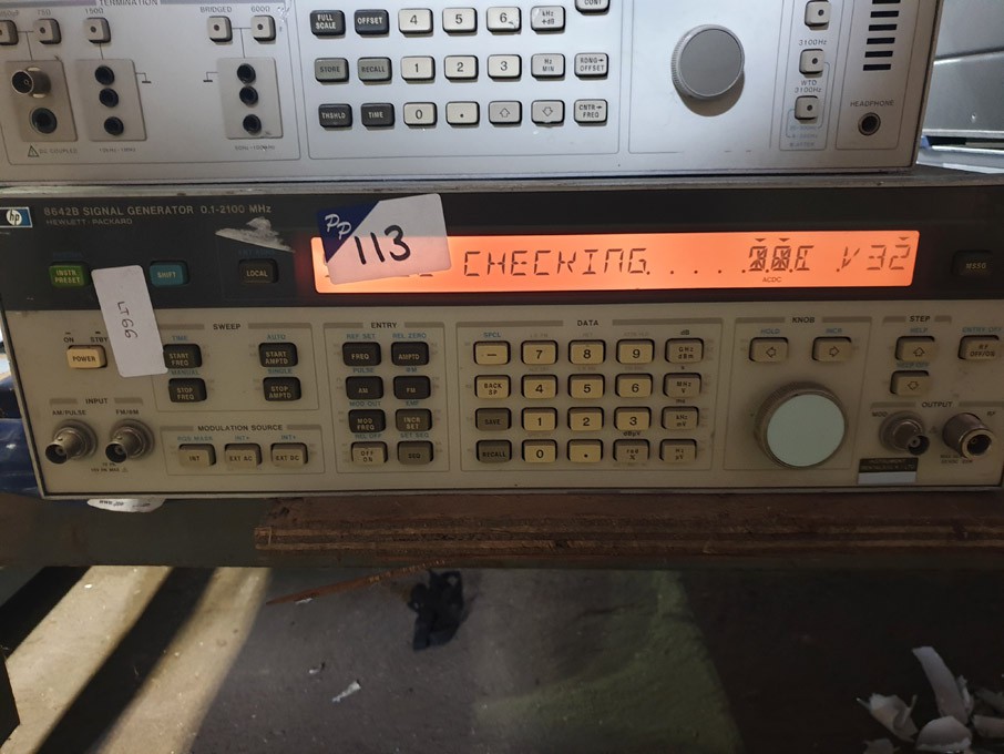 HP 8642B signal generator, 0.1-2100MHz