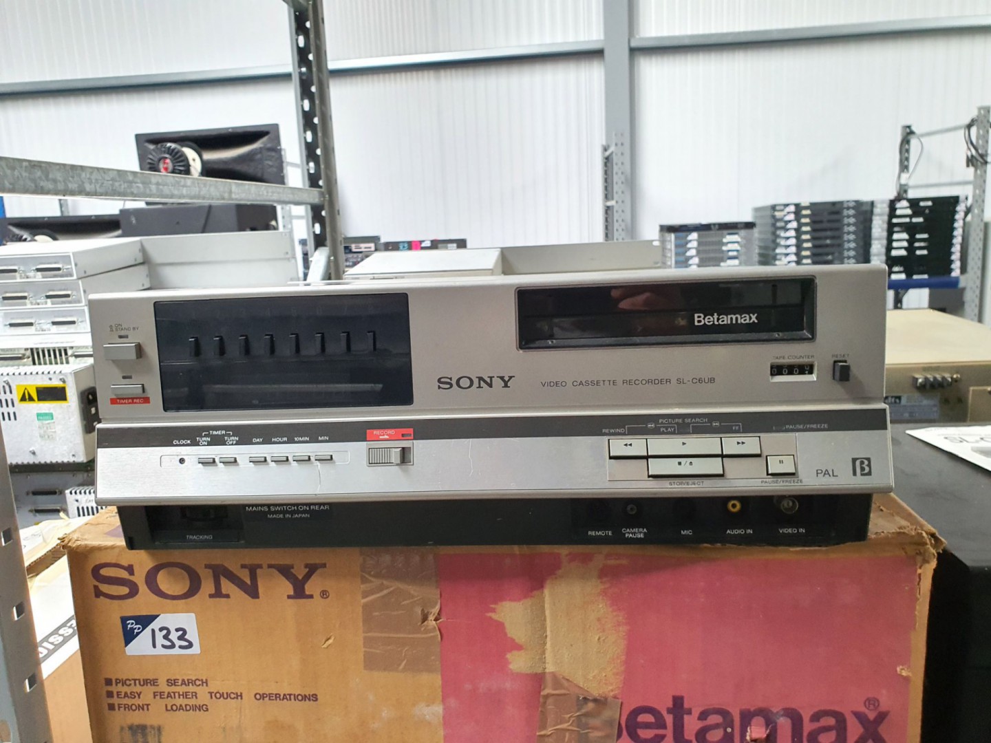 Sony SL-C6UB Betamax video cassette recorder (boxe...