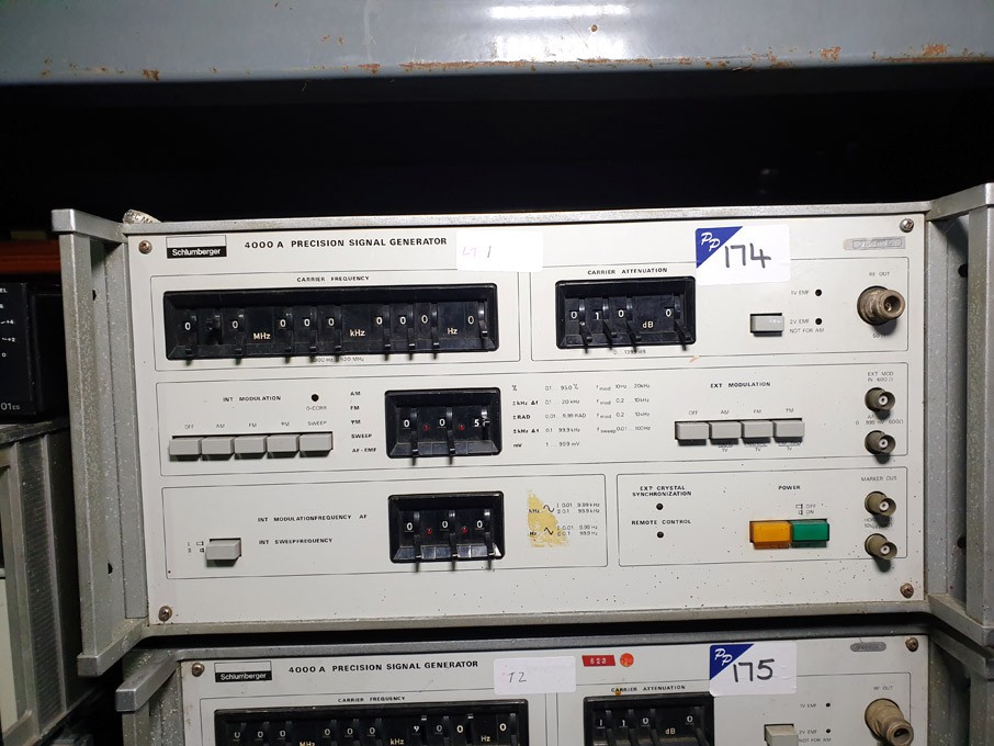 Schlumberger 4000A precision signal generator