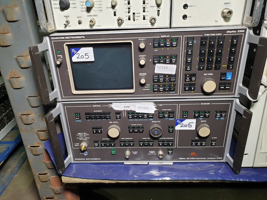 Marconi 2380 display, Marconi 2386 spectrum analys...