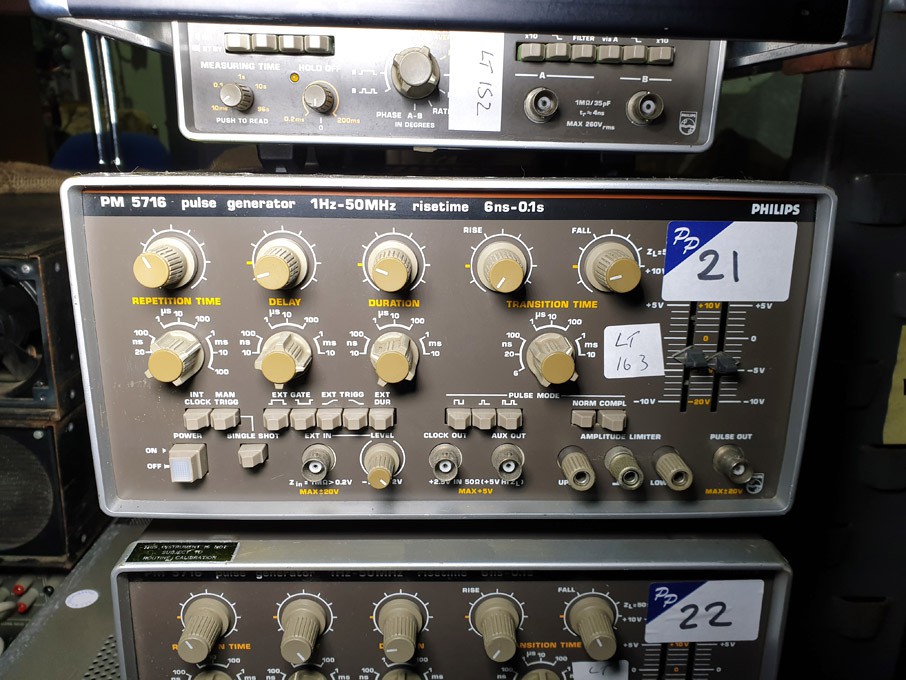 Philips PM 5716 pulse generator, 1Hz-50MHz, rise t...