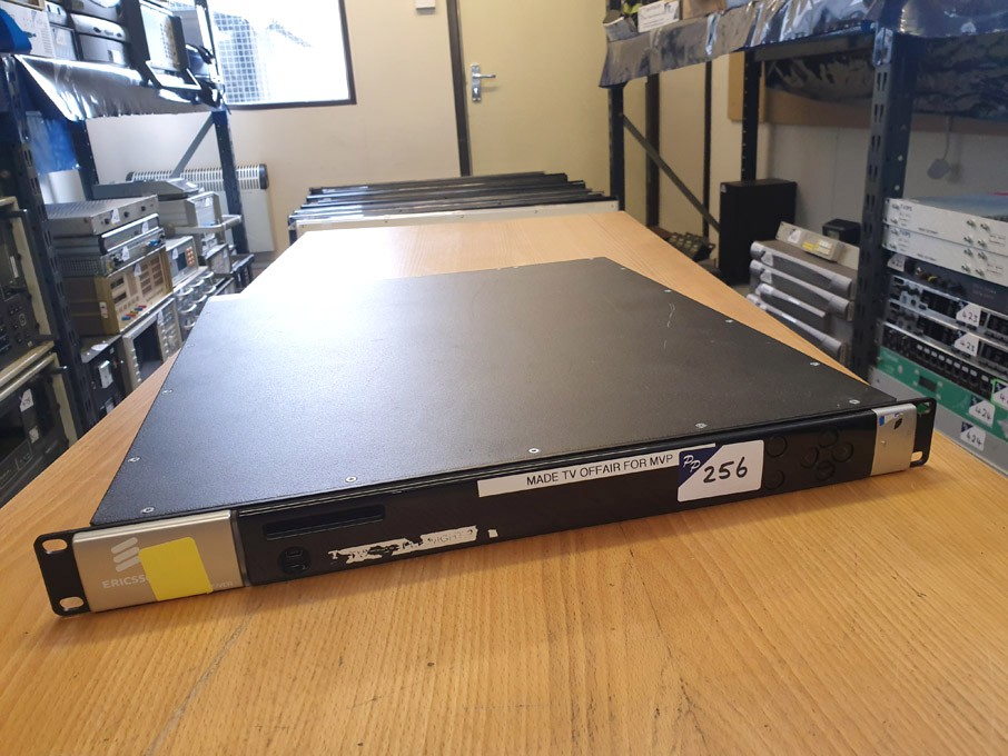 Ericsson RX8200 receiver