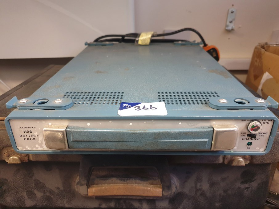 Tektronix 1106 battery pack