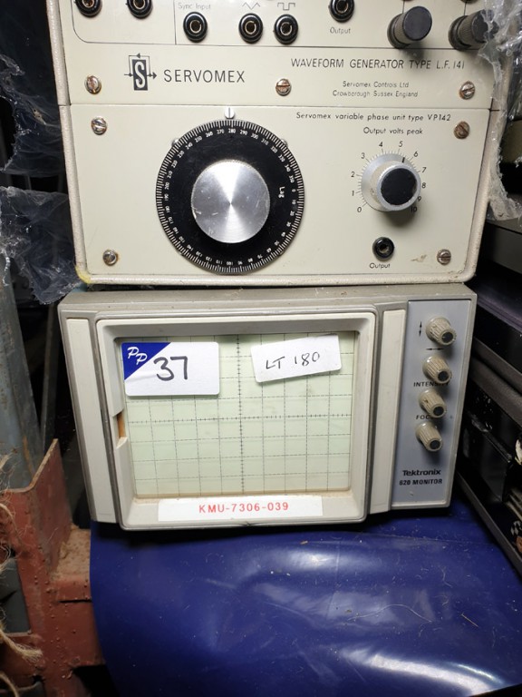 Tektronix 620 monitor