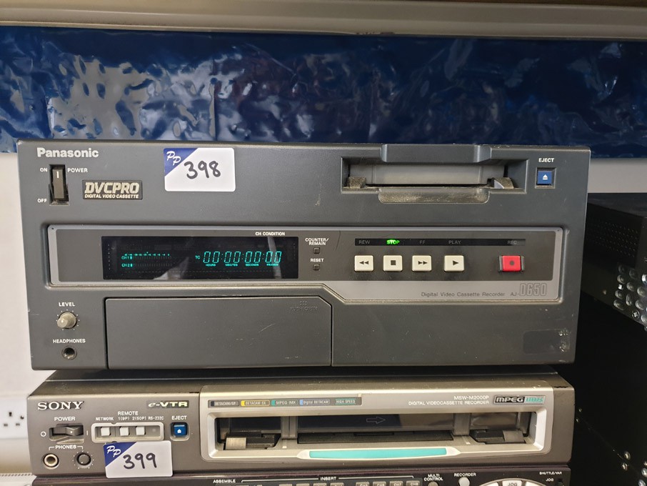 Panasonic AJ-D650 digital video cassette recorder