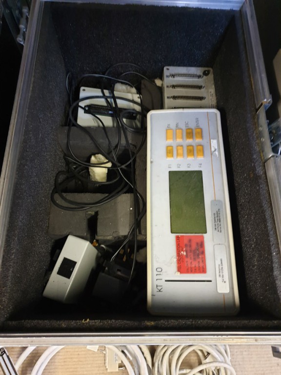 3M KT110 controller with cables in transit case