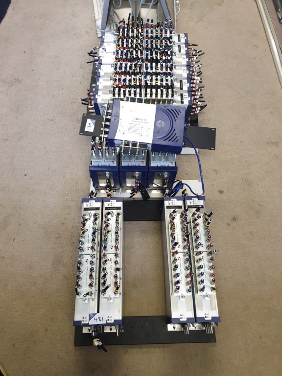 13x Triax TMM 5X24 multiswitches, Triax TMP 5X12 m...