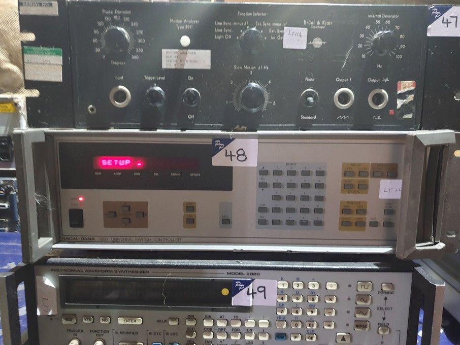 Racal-Dana 1250 universal switch controller