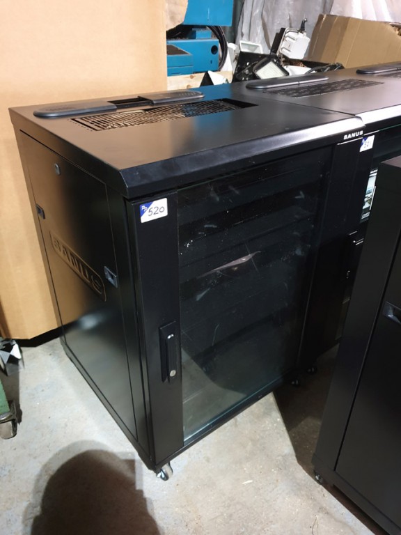 Sanus 15U mobile component rack (unused)