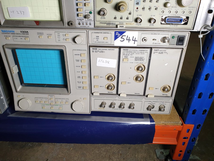 Tektronix 11301A counter timer oscilloscope