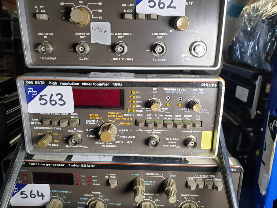 Philips PM6672 high resolution timer / counter
