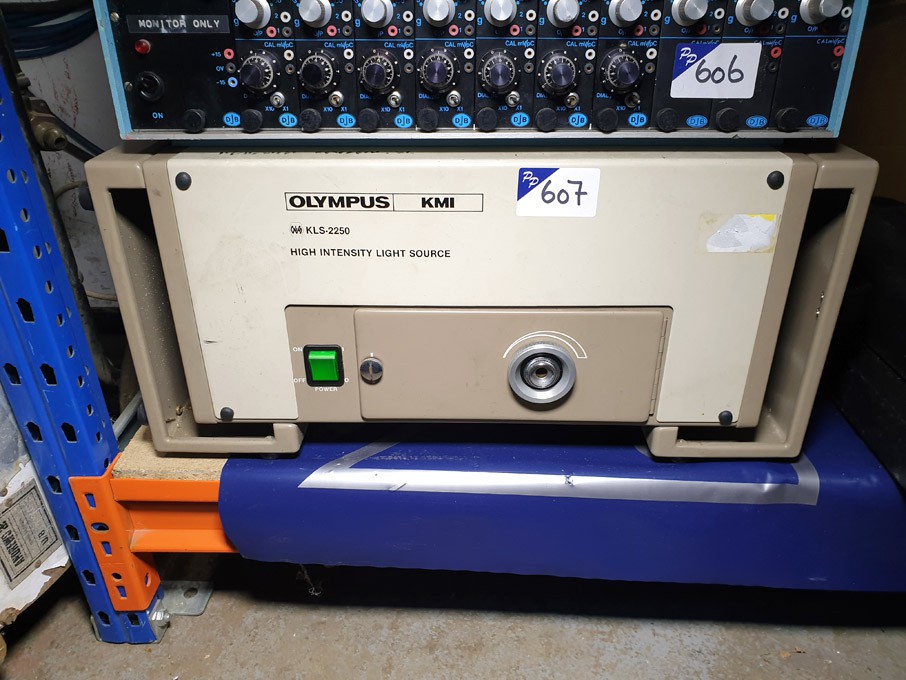 Olympus KLS-2250 high intensity light source