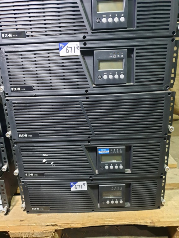 3x Eaton PW9135G6000-XL3UEU rack / tower type UPS,...