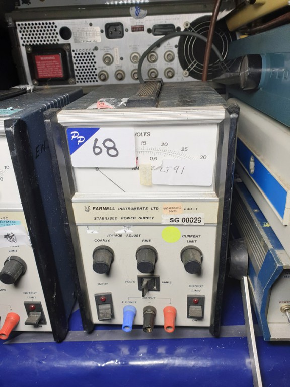 Farnell L30-1 stabilised power supply