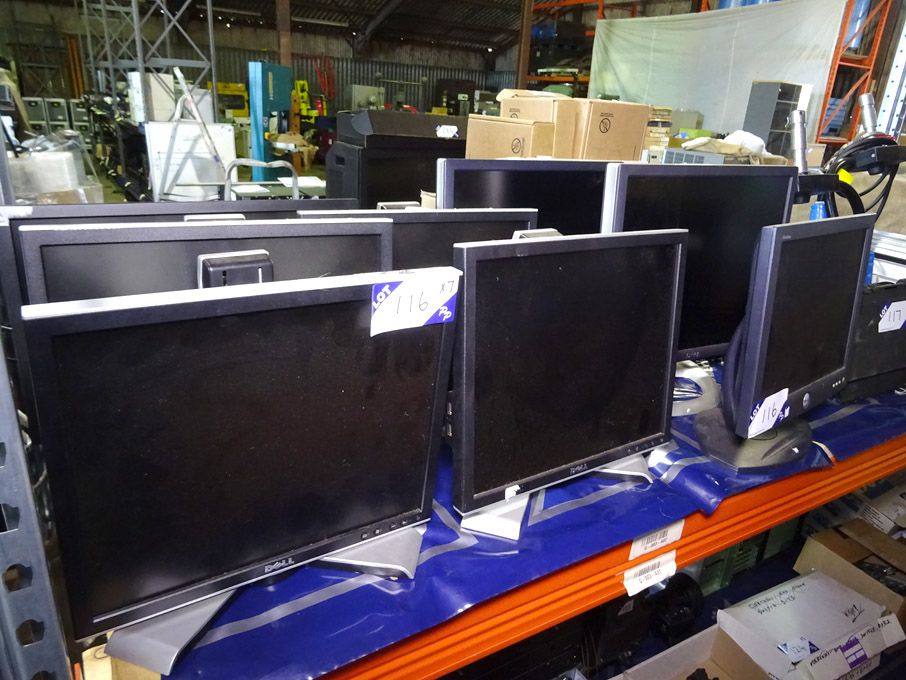 Qty Dell 17" & 19" DVI / VGA monitors